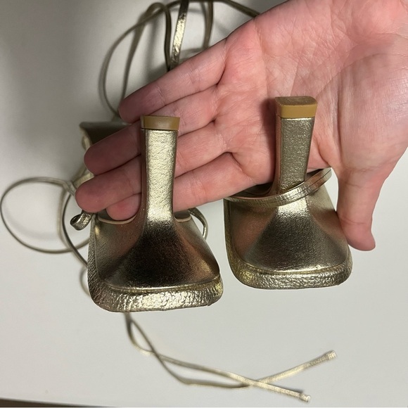 Dolce Vita Malabo Platinum Gold Metallic Leather Strappy Heels Shoes Size 9 - Picture 6 of 9